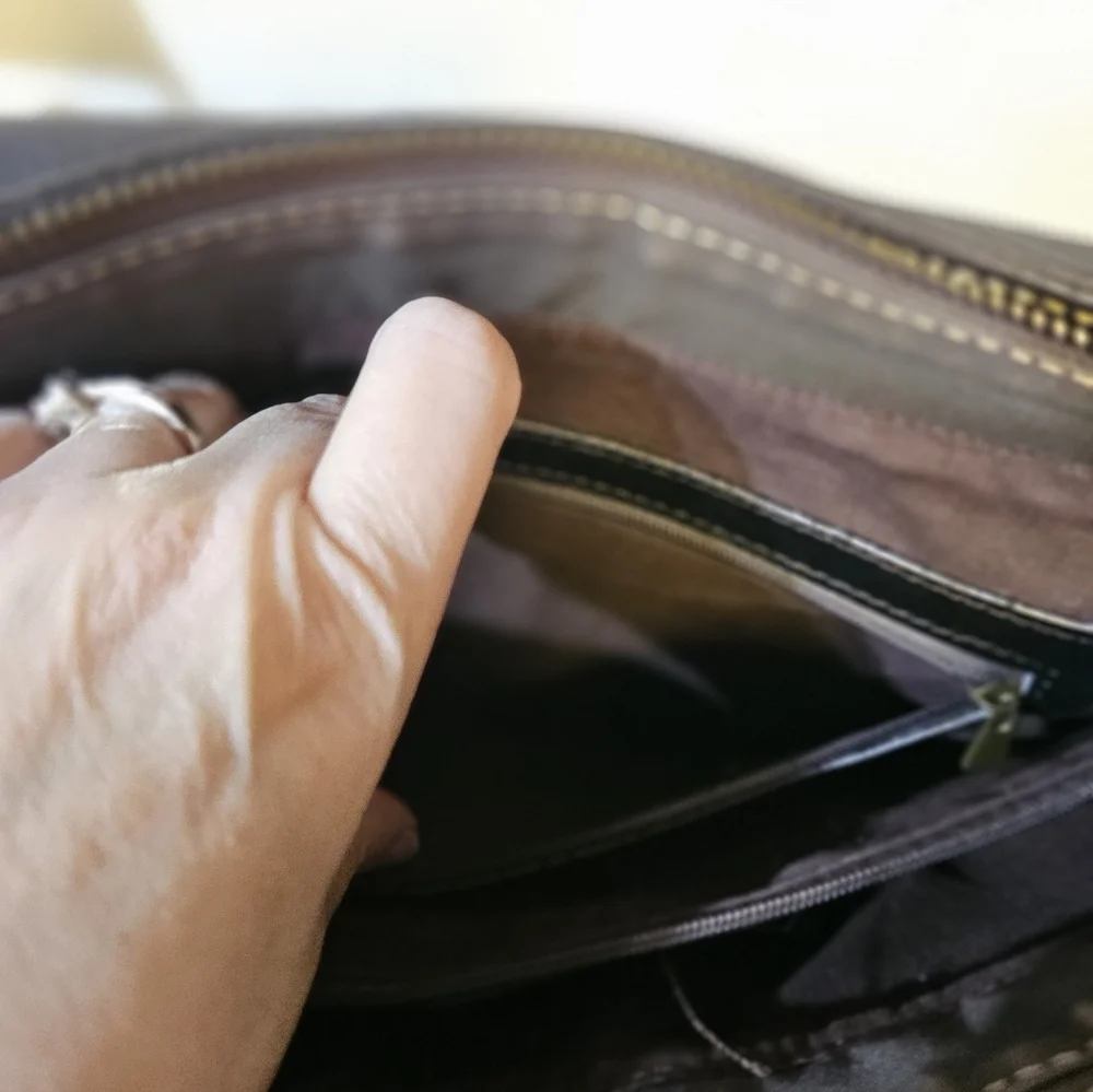 Classic Brown Leather Men's Messenger Bag